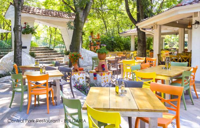 Стул пластиковый XSera-S зеленый 490х550х840 мм