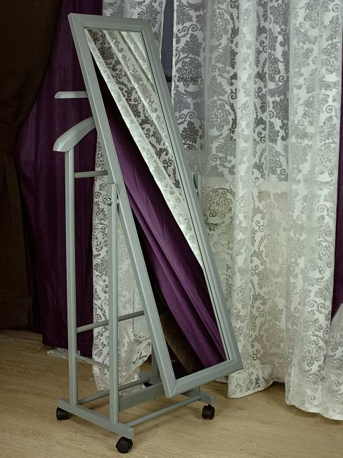 Вешалка костюмная с зеркалом на колесах В 24Н серый